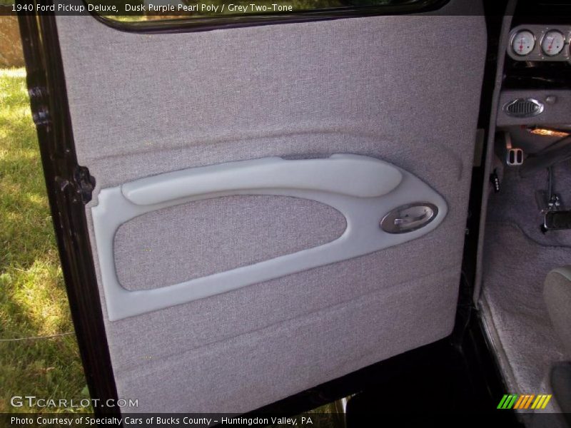 Dusk Purple Pearl Poly / Grey Two-Tone 1940 Ford Pickup Deluxe