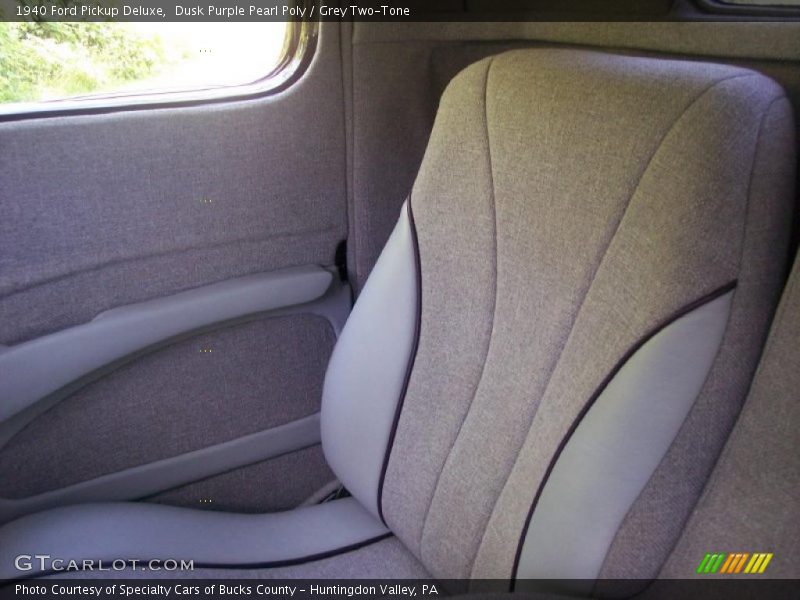 Dusk Purple Pearl Poly / Grey Two-Tone 1940 Ford Pickup Deluxe