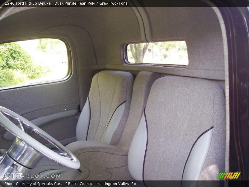 Dusk Purple Pearl Poly / Grey Two-Tone 1940 Ford Pickup Deluxe