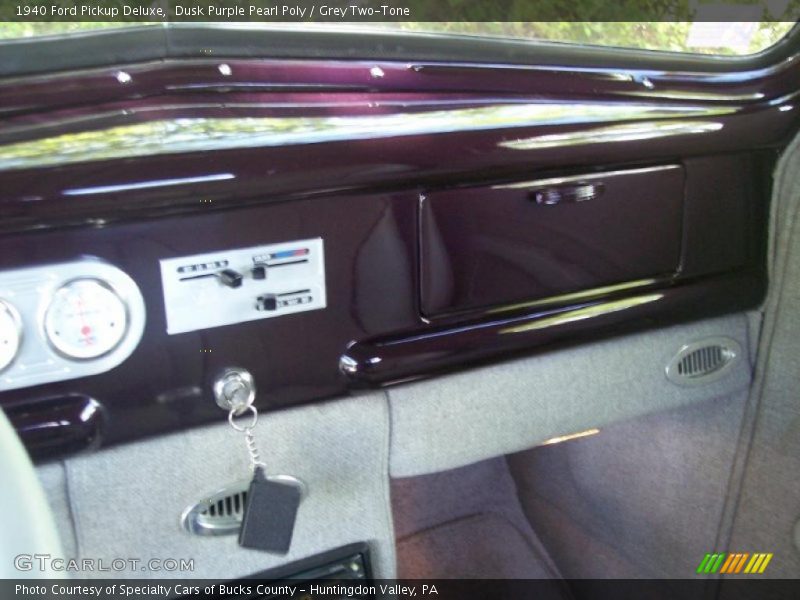Dusk Purple Pearl Poly / Grey Two-Tone 1940 Ford Pickup Deluxe