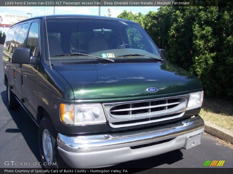 Deep Emerald Green Metallic / Medium Parchment 1999 Ford E Series Van E150 XLT Passenger Access Van