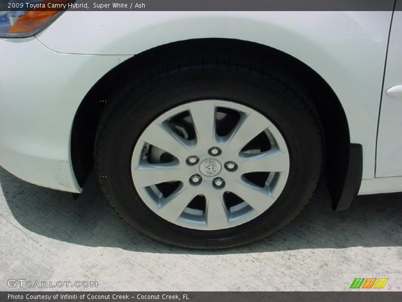 Super White / Ash 2009 Toyota Camry Hybrid