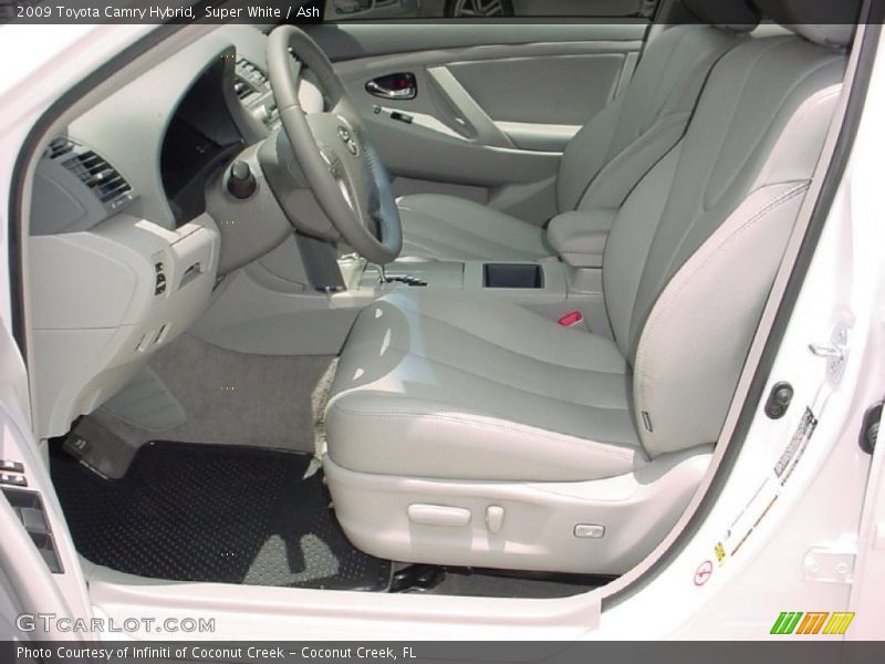 Super White / Ash 2009 Toyota Camry Hybrid
