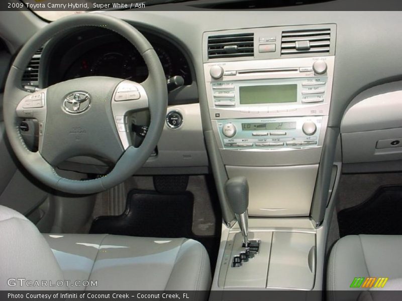 Super White / Ash 2009 Toyota Camry Hybrid