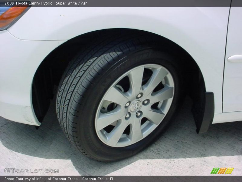 Super White / Ash 2009 Toyota Camry Hybrid