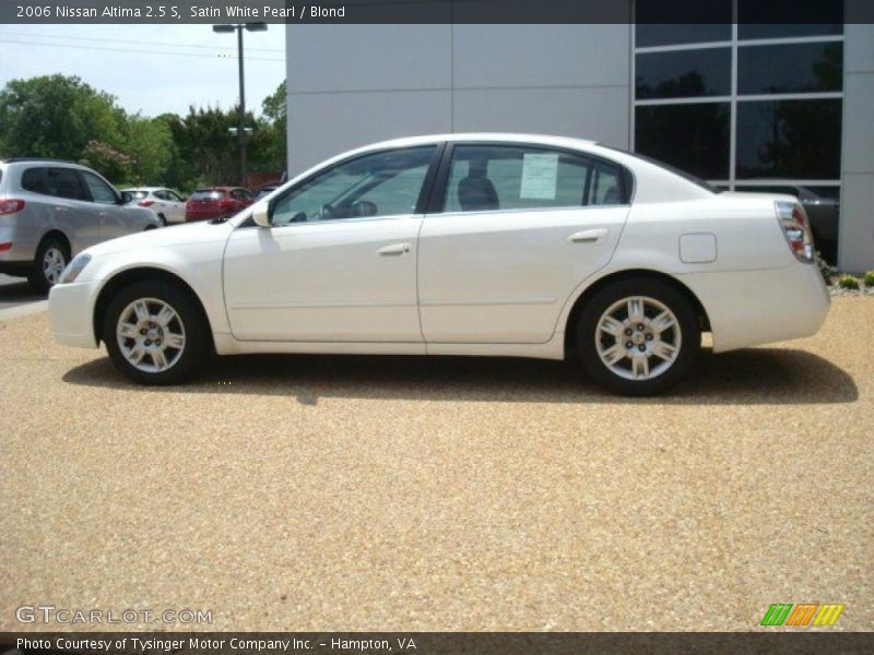 Satin White Pearl / Blond 2006 Nissan Altima 2.5 S