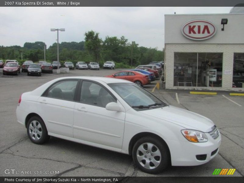 White / Beige 2007 Kia Spectra EX Sedan