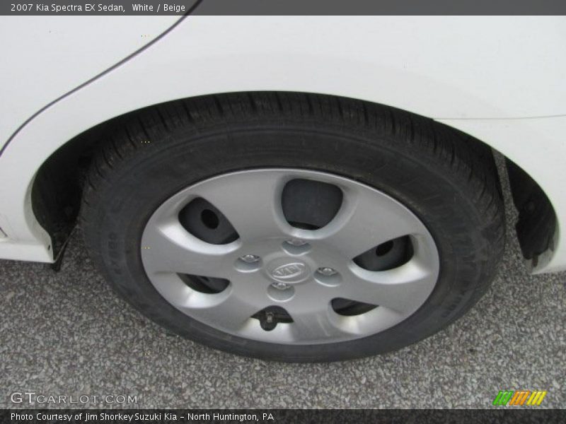 White / Beige 2007 Kia Spectra EX Sedan