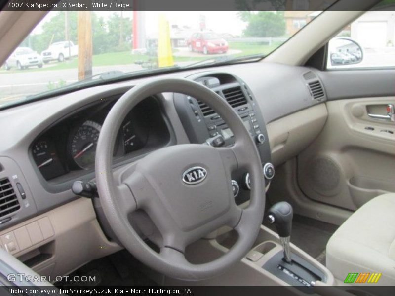 White / Beige 2007 Kia Spectra EX Sedan