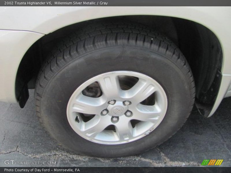 Millennium Silver Metallic / Gray 2002 Toyota Highlander V6