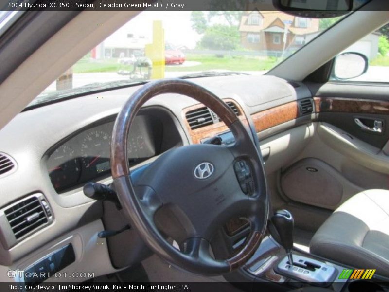 Celadon Green Metallic / Gray 2004 Hyundai XG350 L Sedan