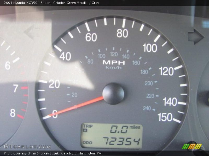 Celadon Green Metallic / Gray 2004 Hyundai XG350 L Sedan