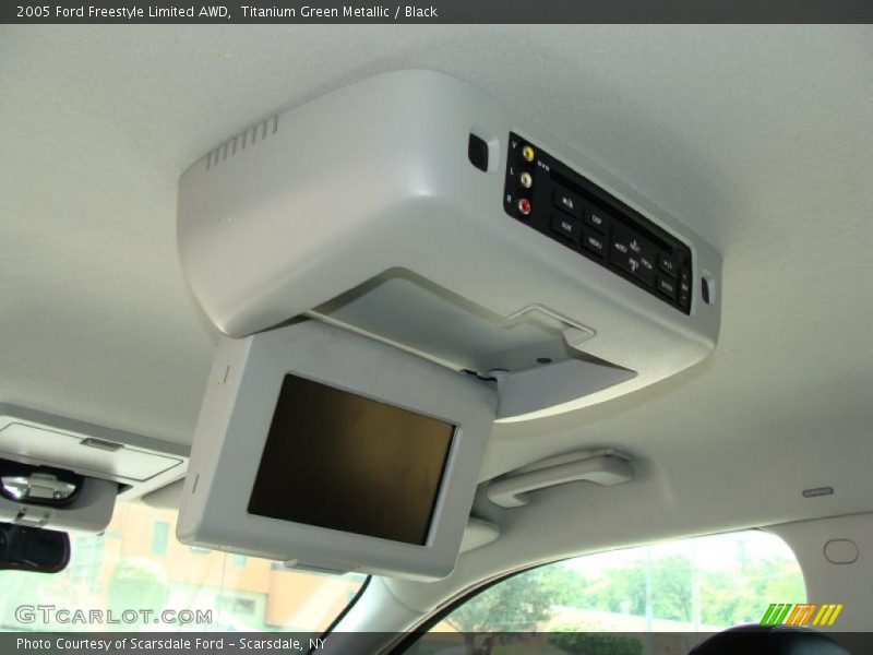 Titanium Green Metallic / Black 2005 Ford Freestyle Limited AWD