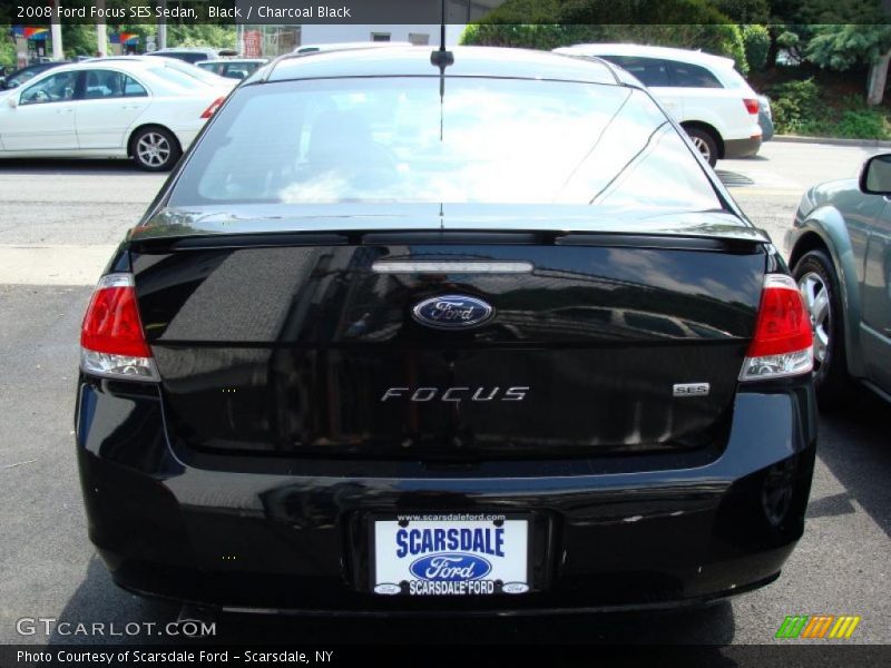 Black / Charcoal Black 2008 Ford Focus SES Sedan