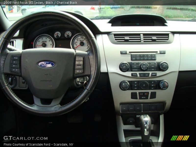 Black / Charcoal Black 2008 Ford Focus SES Sedan