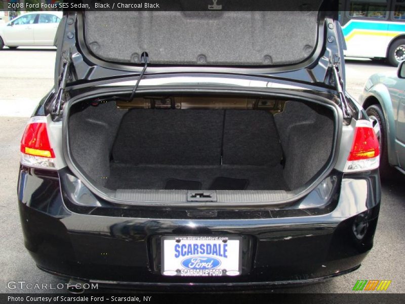 Black / Charcoal Black 2008 Ford Focus SES Sedan