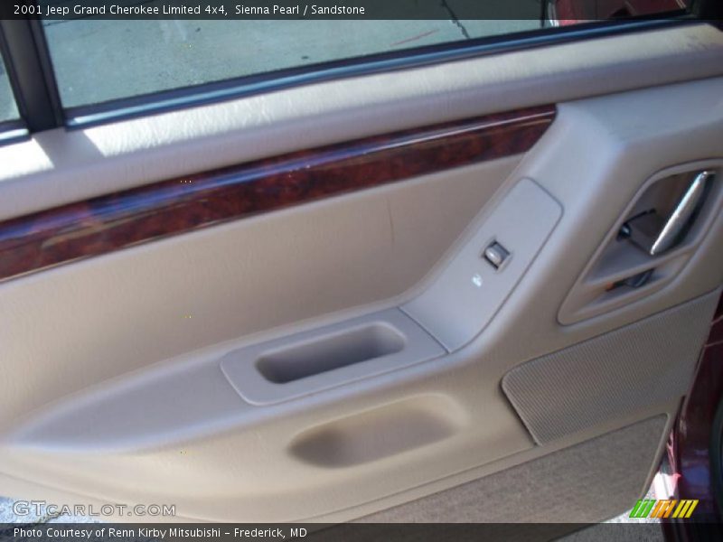 Sienna Pearl / Sandstone 2001 Jeep Grand Cherokee Limited 4x4
