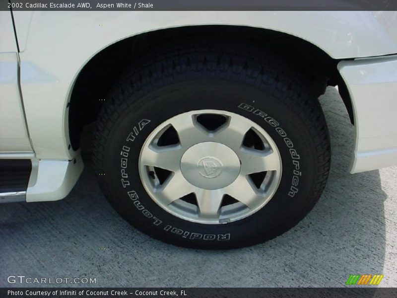 Aspen White / Shale 2002 Cadillac Escalade AWD