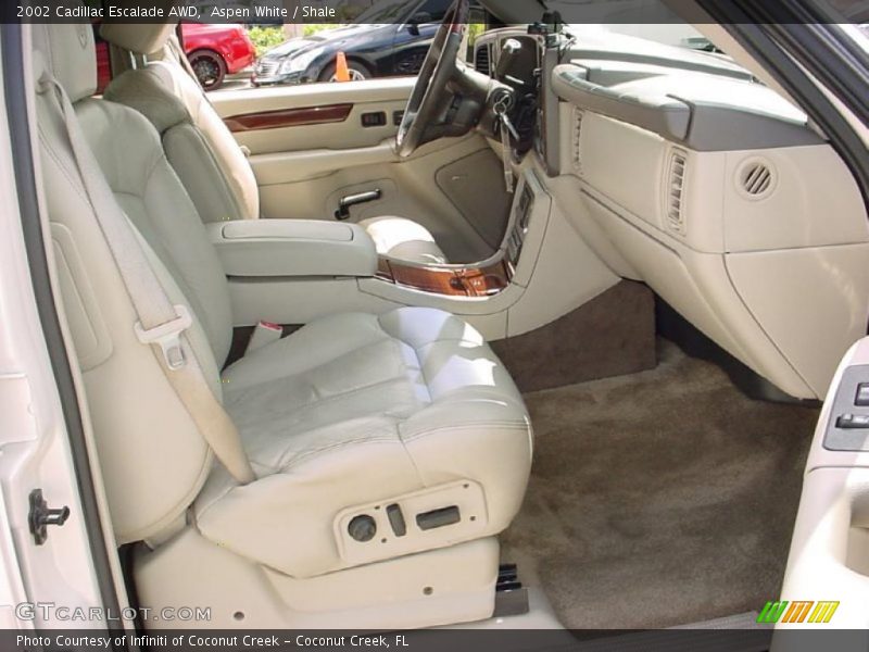 Aspen White / Shale 2002 Cadillac Escalade AWD