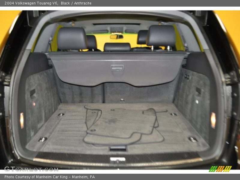 Black / Anthracite 2004 Volkswagen Touareg V6
