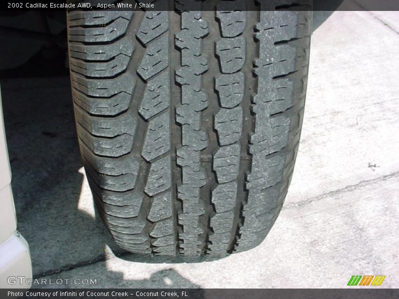 Aspen White / Shale 2002 Cadillac Escalade AWD