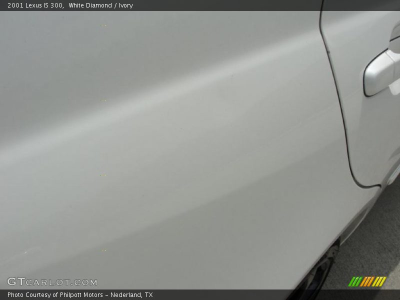 White Diamond / Ivory 2001 Lexus IS 300