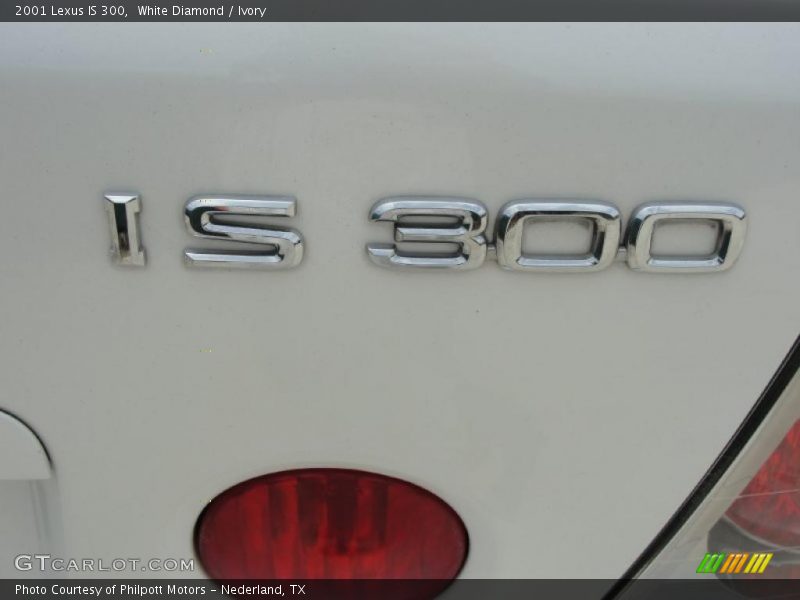 White Diamond / Ivory 2001 Lexus IS 300