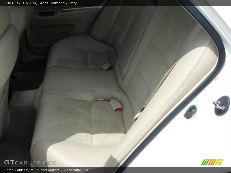 White Diamond / Ivory 2001 Lexus IS 300