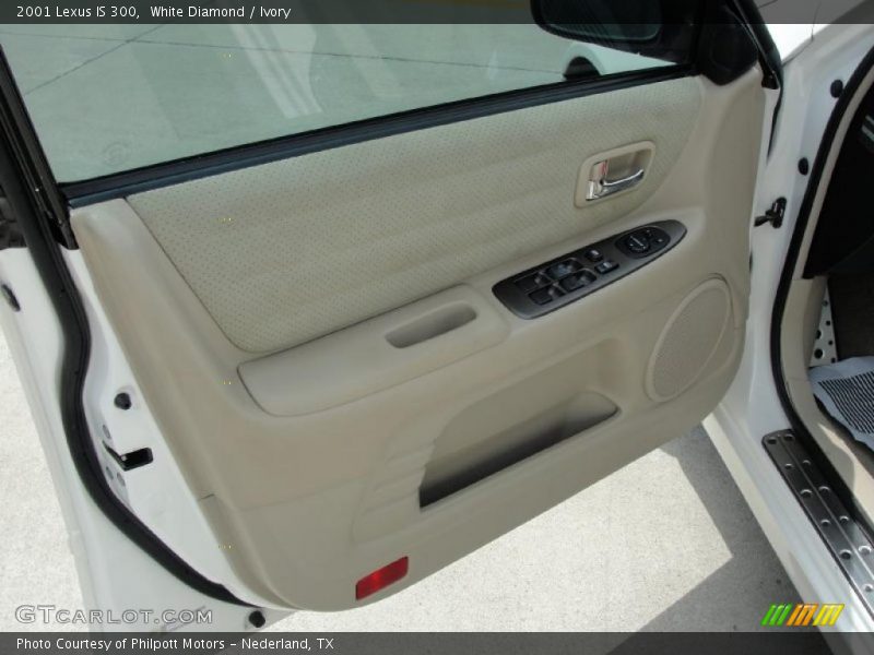 White Diamond / Ivory 2001 Lexus IS 300