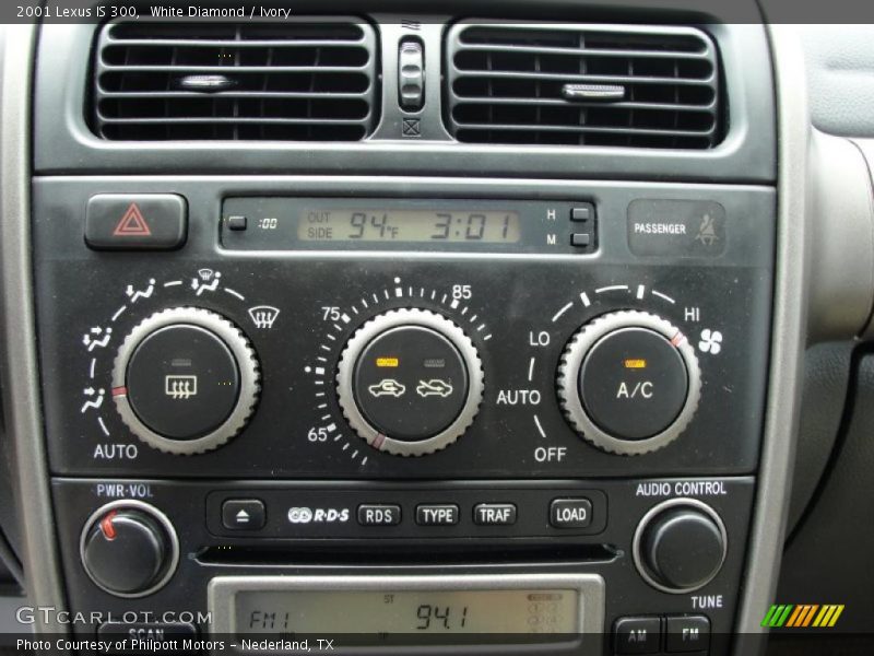 White Diamond / Ivory 2001 Lexus IS 300