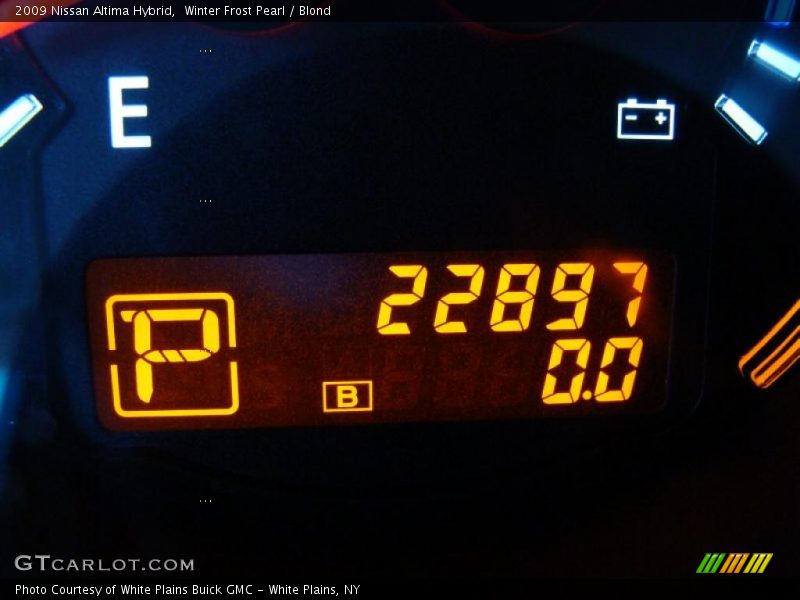 Winter Frost Pearl / Blond 2009 Nissan Altima Hybrid