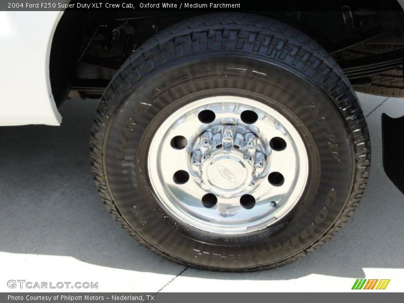 Oxford White / Medium Parchment 2004 Ford F250 Super Duty XLT Crew Cab