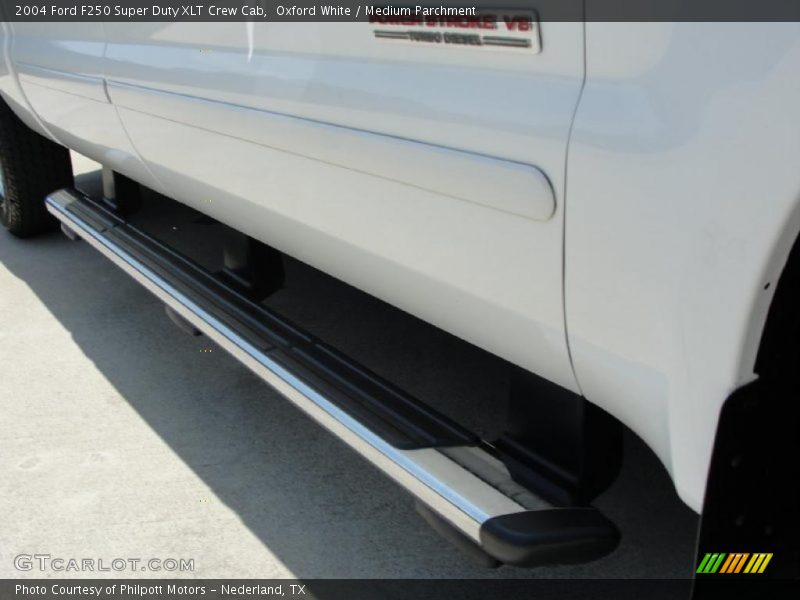 Oxford White / Medium Parchment 2004 Ford F250 Super Duty XLT Crew Cab