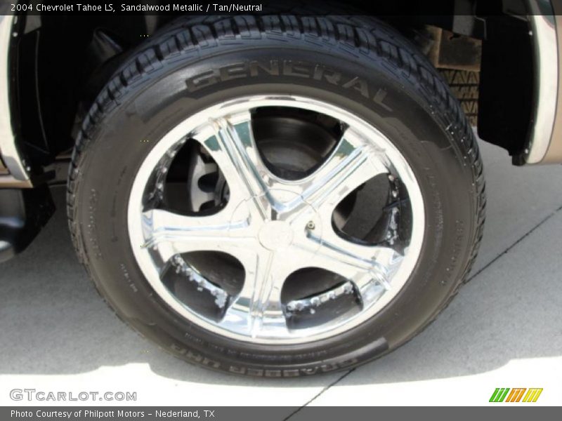 Sandalwood Metallic / Tan/Neutral 2004 Chevrolet Tahoe LS
