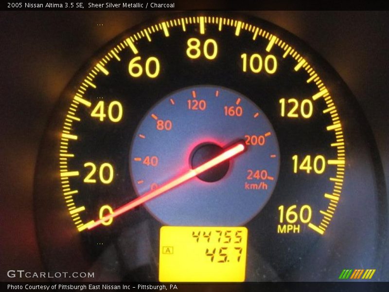 Sheer Silver Metallic / Charcoal 2005 Nissan Altima 3.5 SE