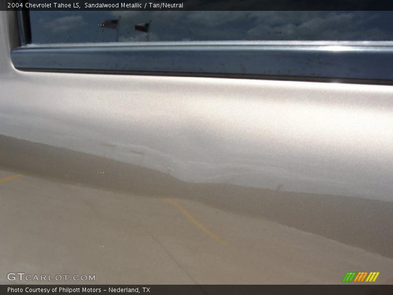 Sandalwood Metallic / Tan/Neutral 2004 Chevrolet Tahoe LS