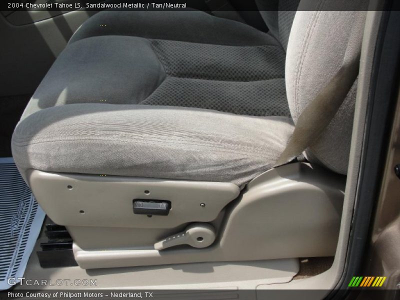 Sandalwood Metallic / Tan/Neutral 2004 Chevrolet Tahoe LS