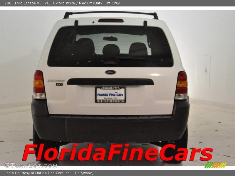 Oxford White / Medium/Dark Flint Grey 2005 Ford Escape XLT V6