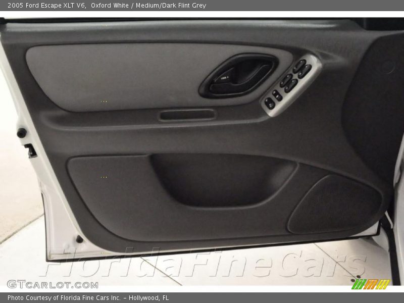 Oxford White / Medium/Dark Flint Grey 2005 Ford Escape XLT V6