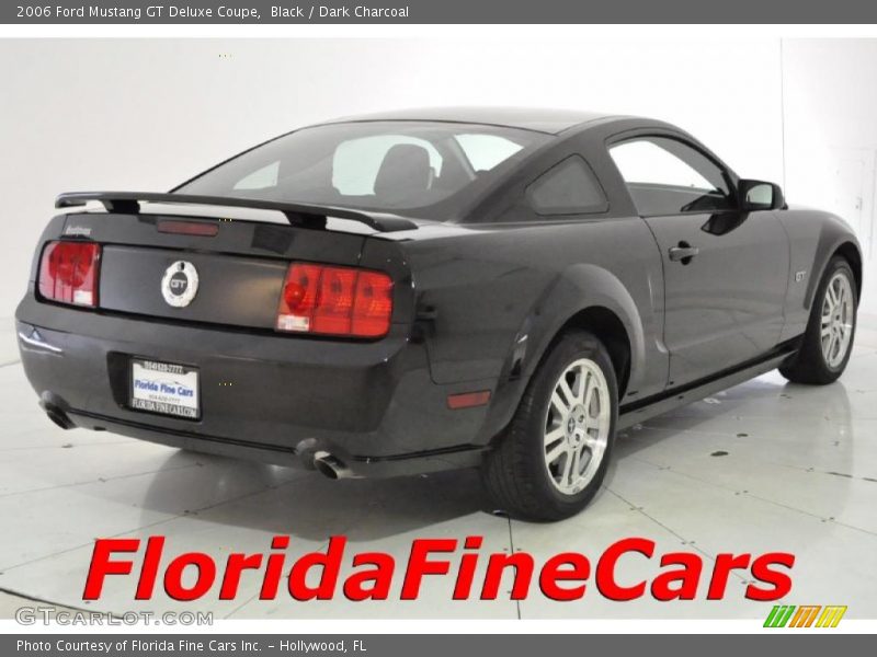 Black / Dark Charcoal 2006 Ford Mustang GT Deluxe Coupe