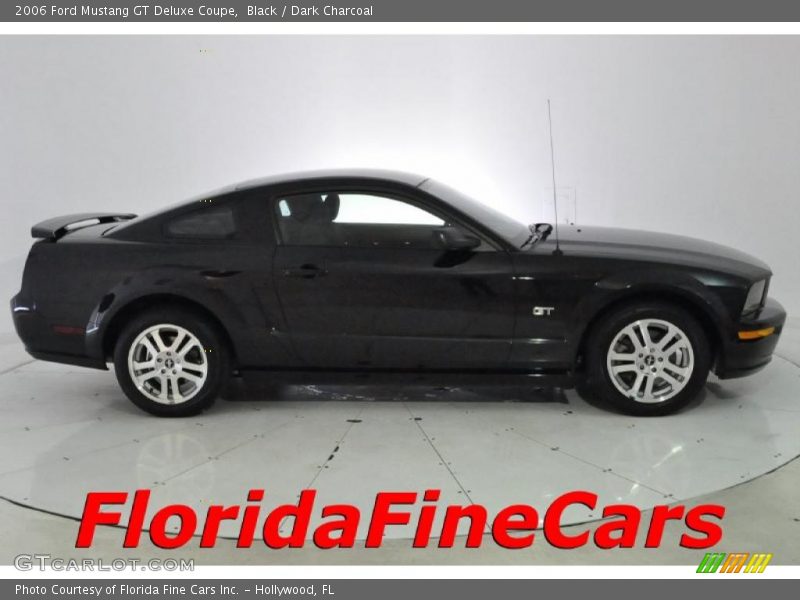 Black / Dark Charcoal 2006 Ford Mustang GT Deluxe Coupe