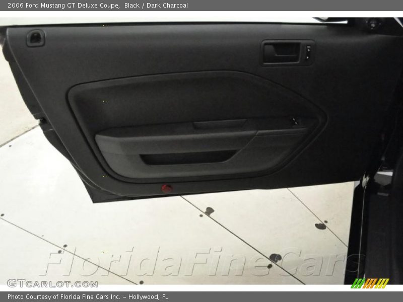 Black / Dark Charcoal 2006 Ford Mustang GT Deluxe Coupe