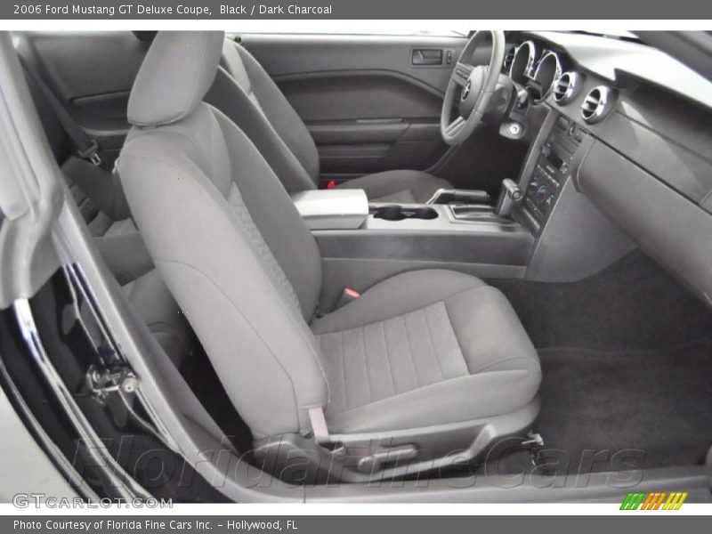 Black / Dark Charcoal 2006 Ford Mustang GT Deluxe Coupe
