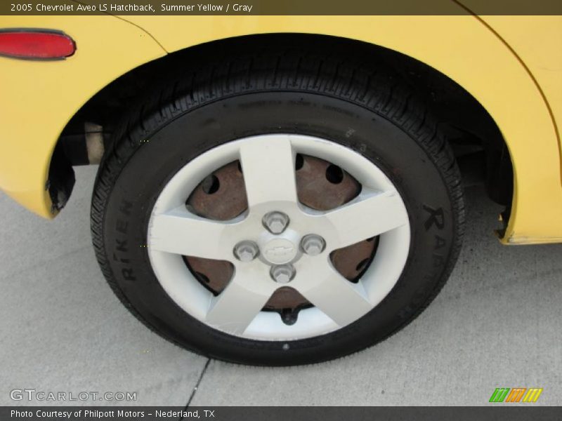 Summer Yellow / Gray 2005 Chevrolet Aveo LS Hatchback