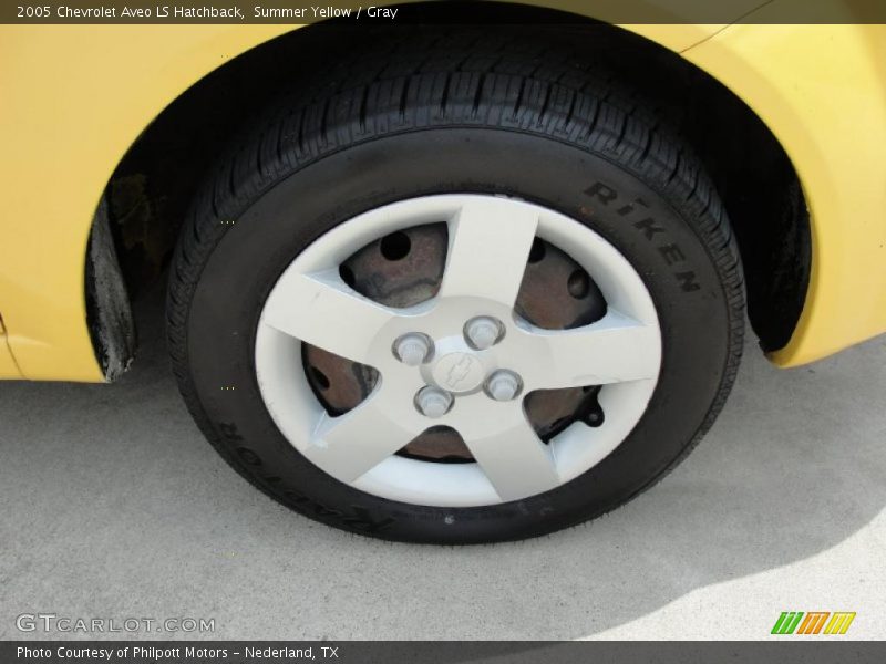 Summer Yellow / Gray 2005 Chevrolet Aveo LS Hatchback