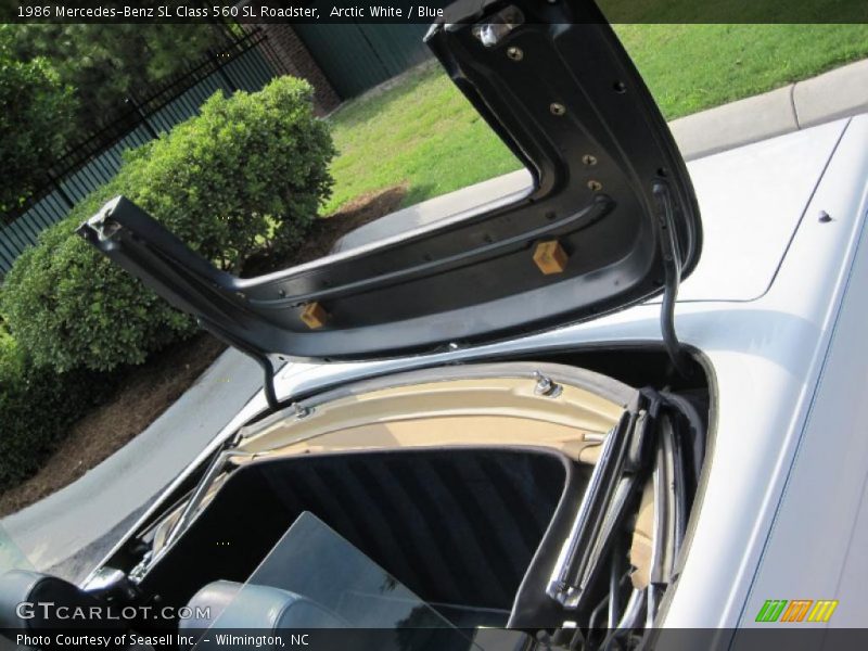 Arctic White / Blue 1986 Mercedes-Benz SL Class 560 SL Roadster