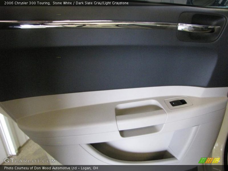 Stone White / Dark Slate Gray/Light Graystone 2006 Chrysler 300 Touring