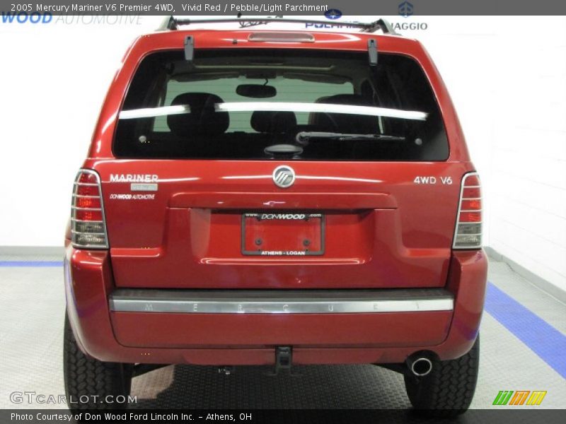 Vivid Red / Pebble/Light Parchment 2005 Mercury Mariner V6 Premier 4WD