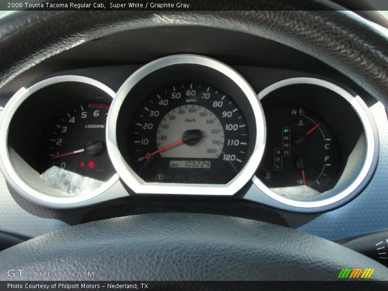 Super White / Graphite Gray 2006 Toyota Tacoma Regular Cab
