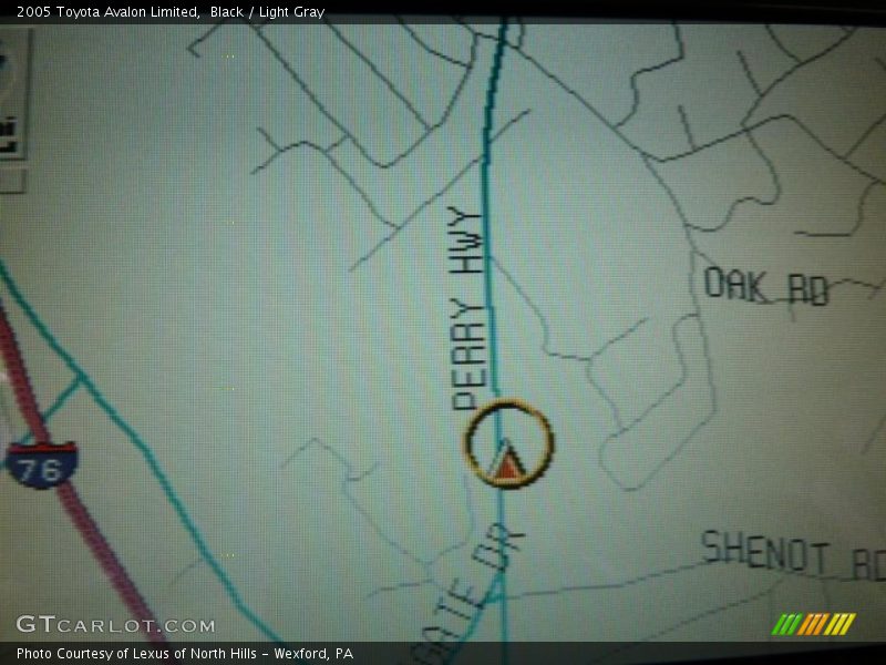 Black / Light Gray 2005 Toyota Avalon Limited